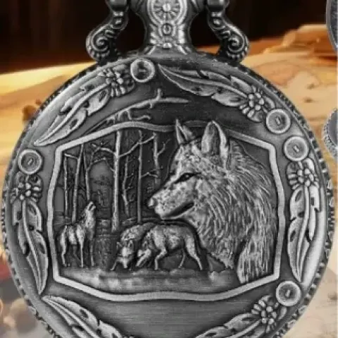 Porte-dés en métal avec mini-kit polyédrique: meute de loup argentée avec pochette en suédine noire