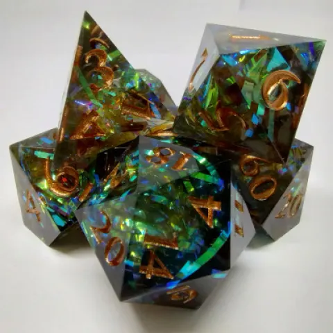 Glaçons prismatique vert dans une bouteille avec couvercle dévisable
