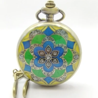 Porte-dés en métal avec mini-kit polyédrique: diamants ancestraux du printemps avec pochette en suédine noire