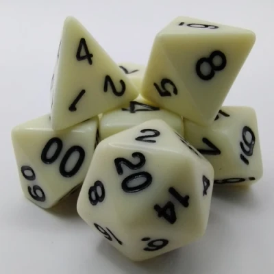 Kit de dés polyédriques – opaque – ivoire avec chiffres noirs