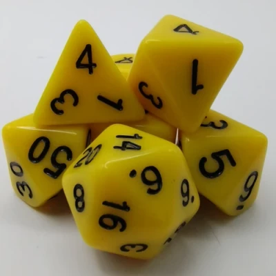 Kit de dés polyédriques – opaque – jaune avec chiffres noirs